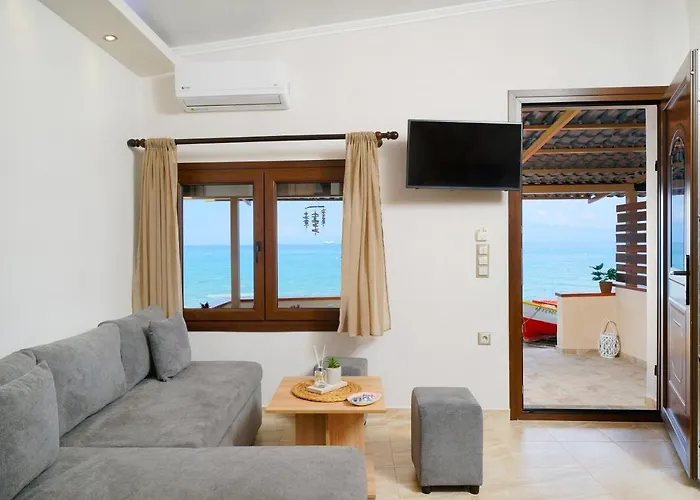 To Kyma - Seafront House